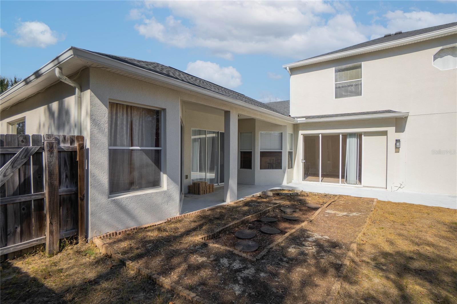 CITRUS SPGS UNIT 06 - Residential