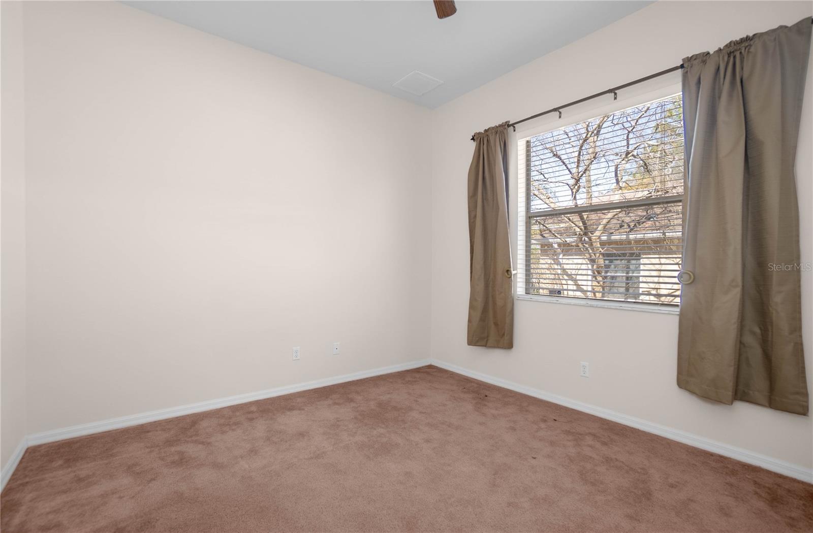 CITRUS SPGS UNIT 06 - Residential