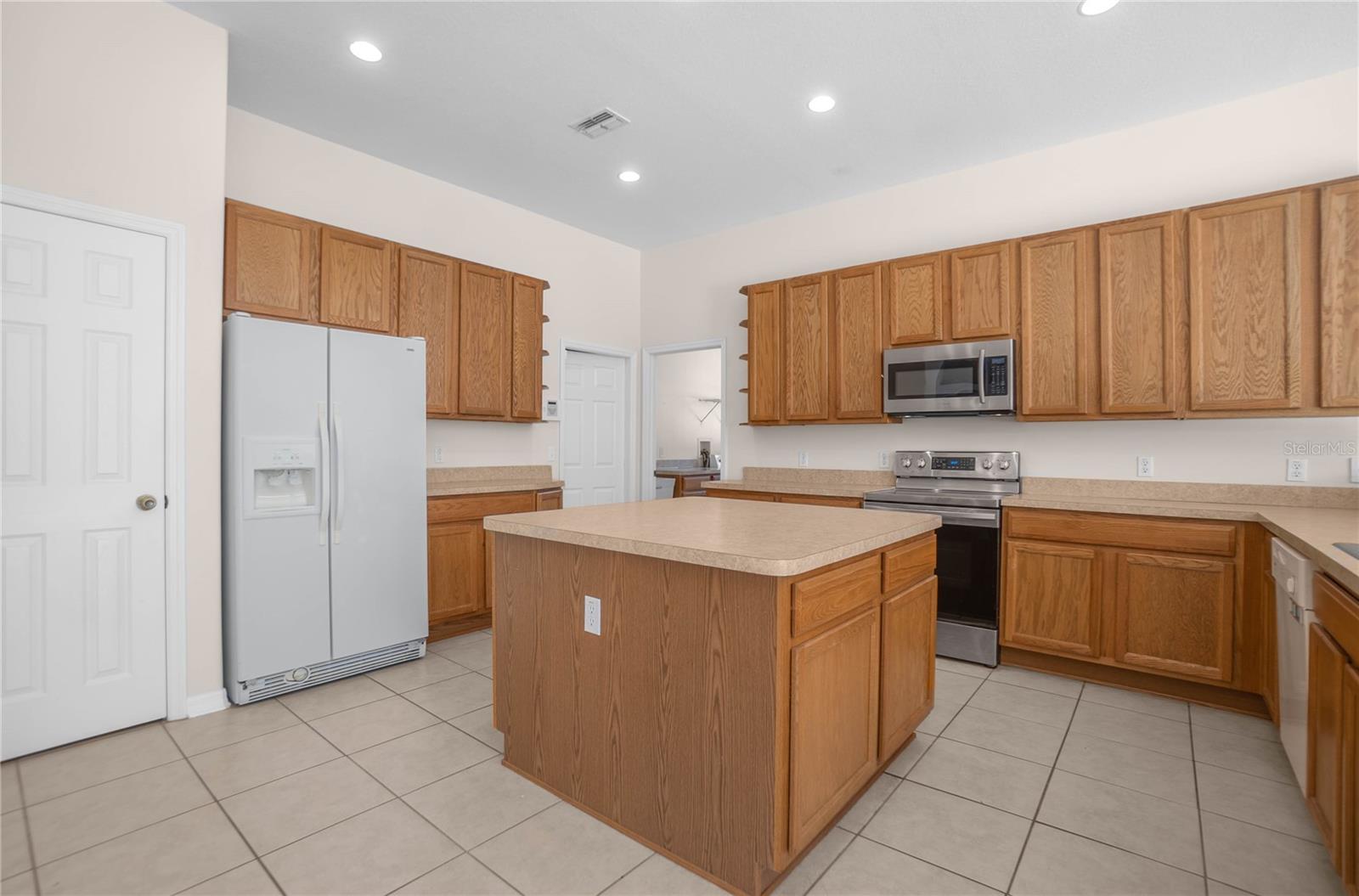 CITRUS SPGS UNIT 06 - Residential