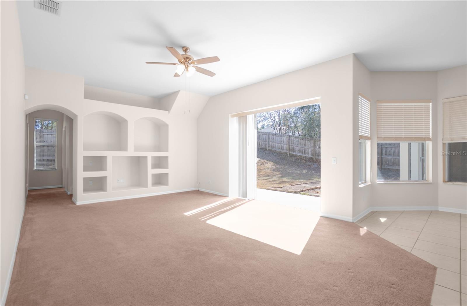 CITRUS SPGS UNIT 06 - Residential