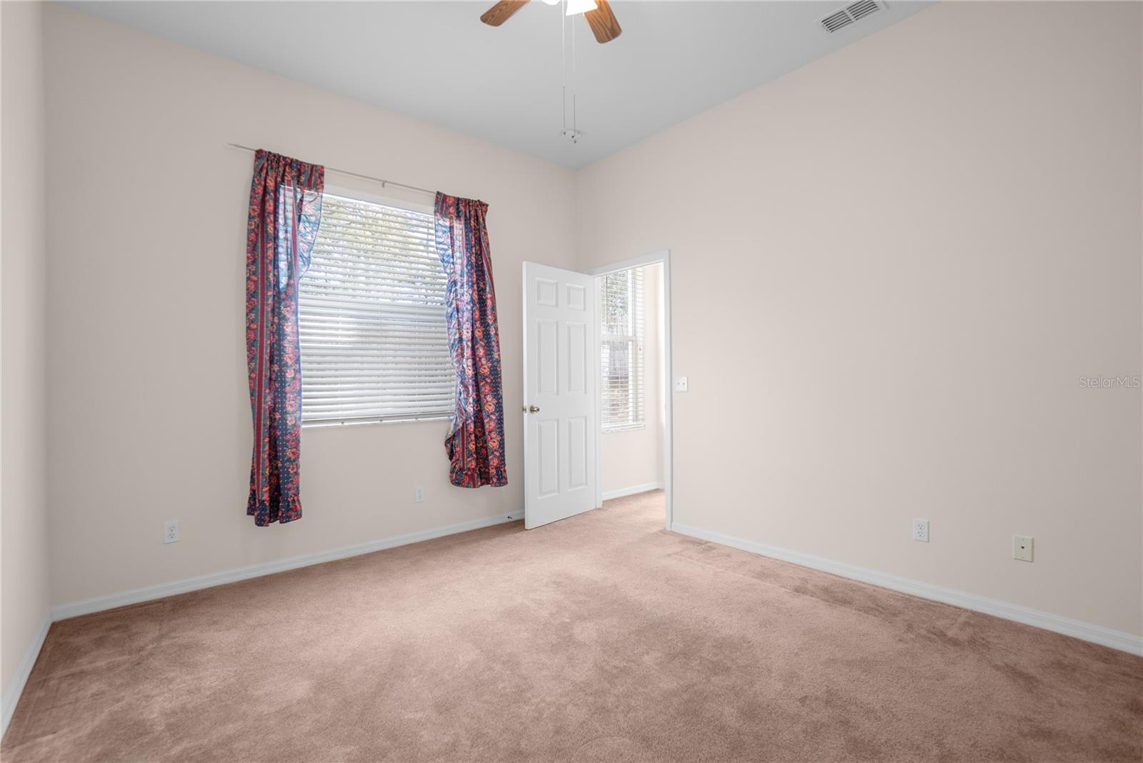 CITRUS SPGS UNIT 06 - Residential