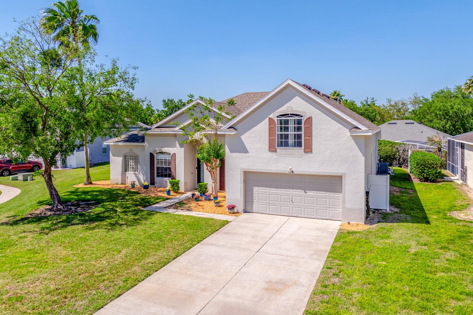 HAMPTON ESTATES - Residential