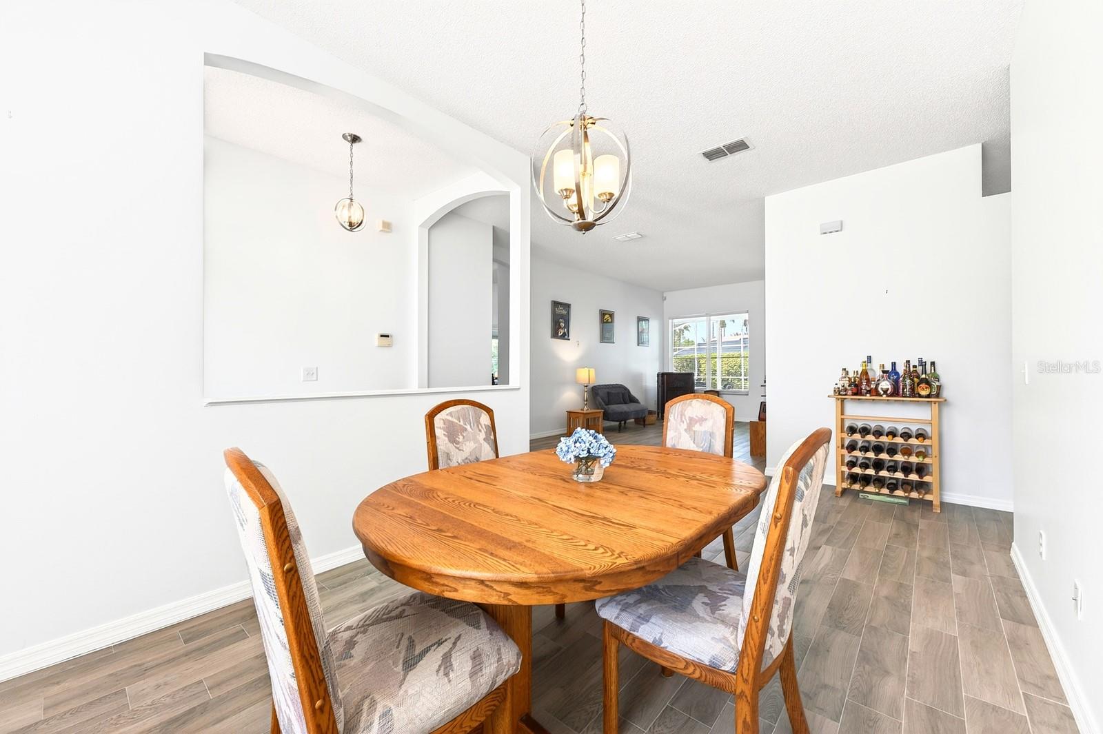 HAMPTON ESTATES - Residential