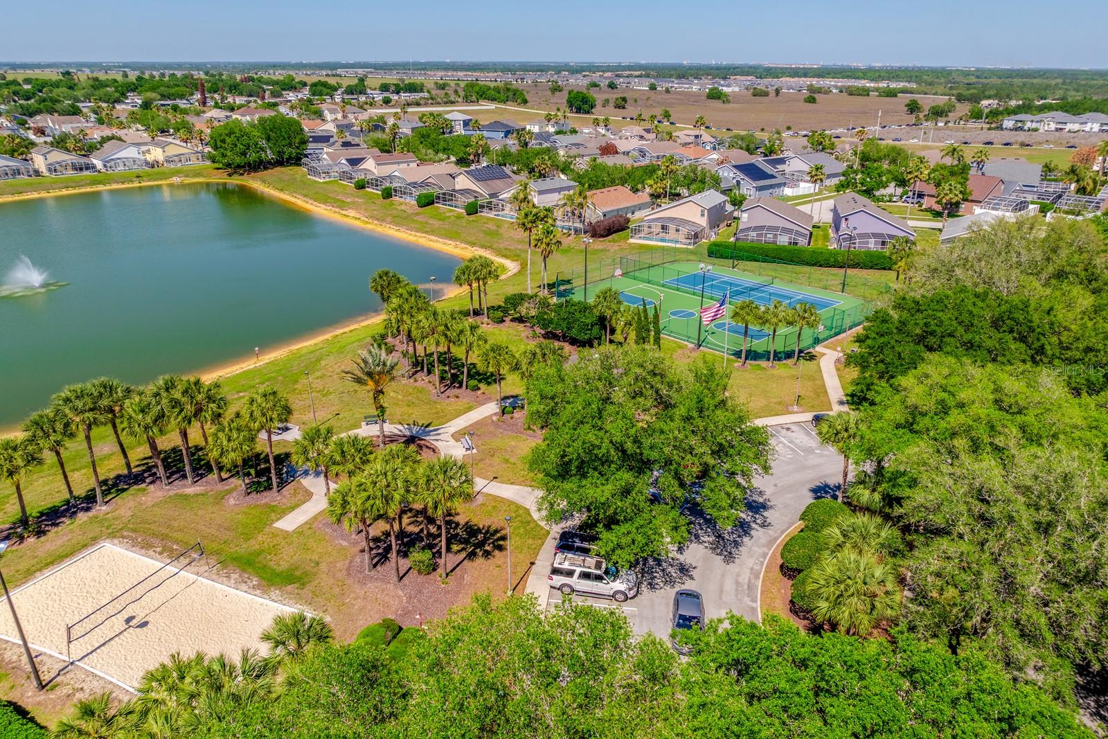 HAMPTON ESTATES - Residential