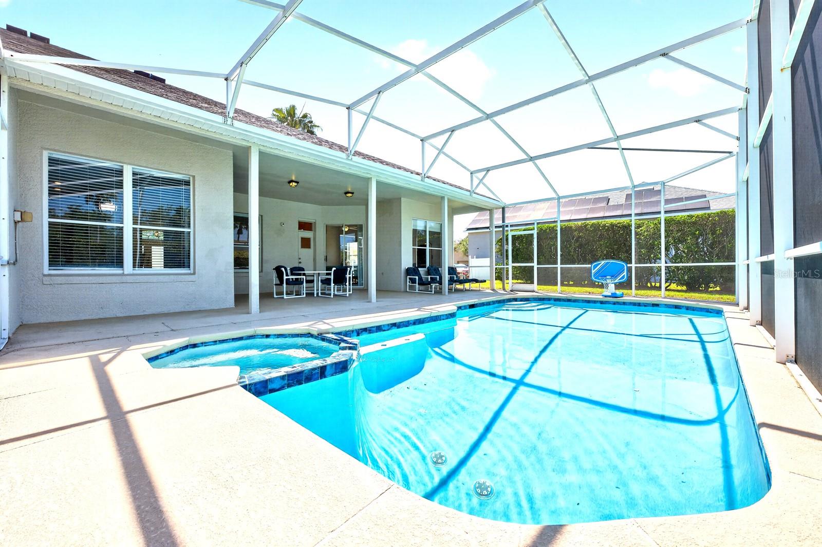 HAMPTON ESTATES - Residential