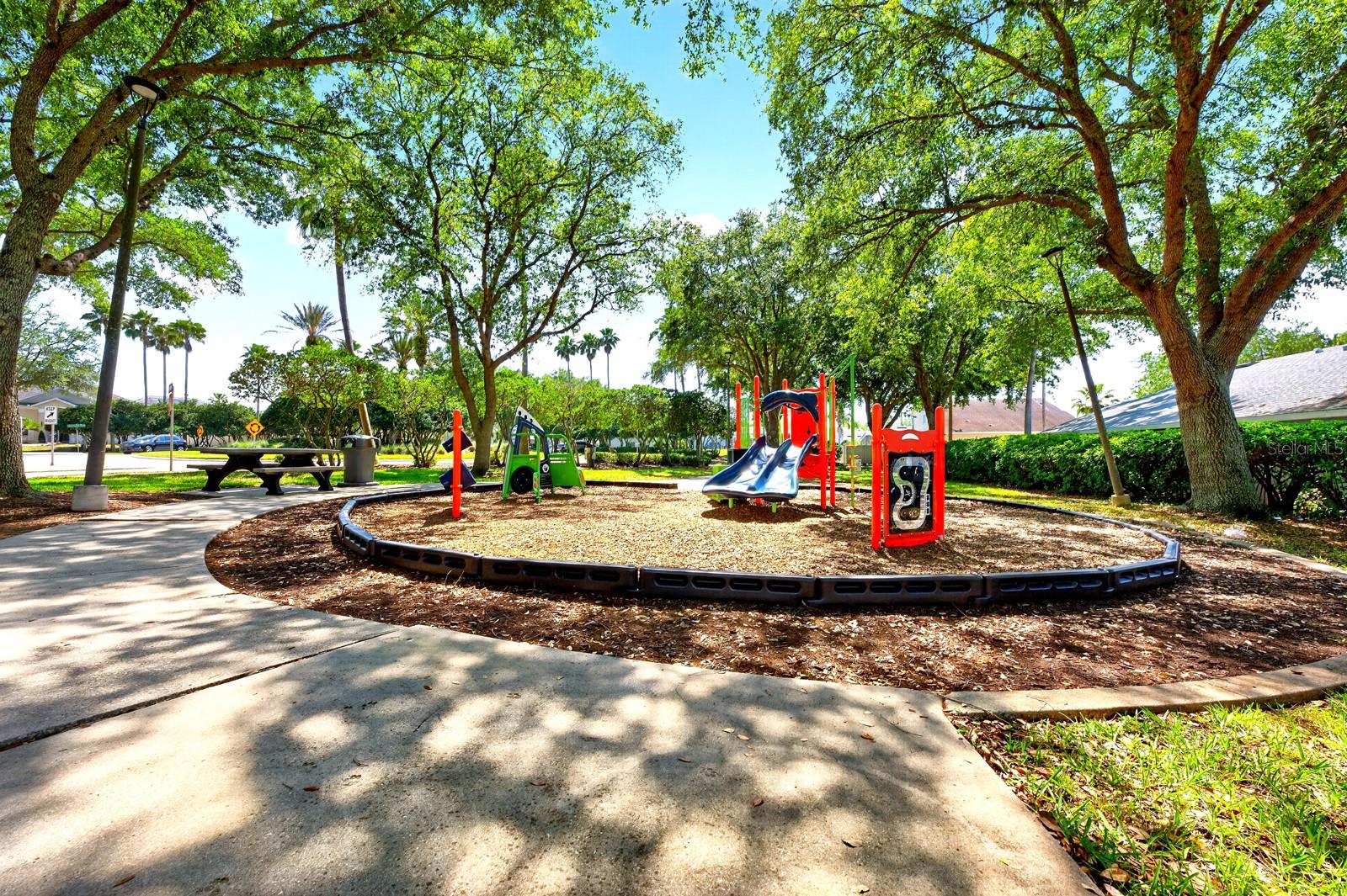 HAMPTON ESTATES - Residential