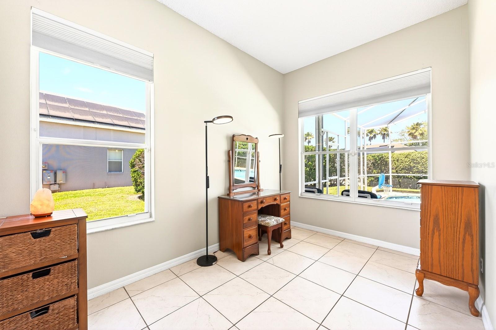 HAMPTON ESTATES - Residential