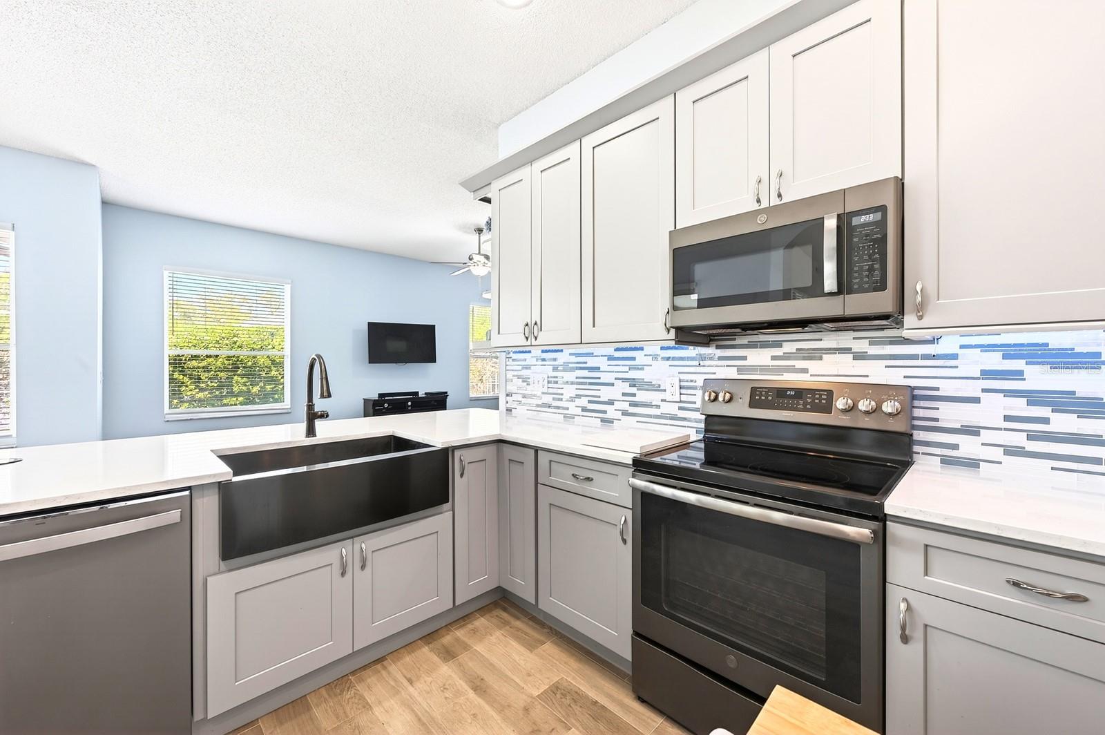 HAMPTON ESTATES - Residential