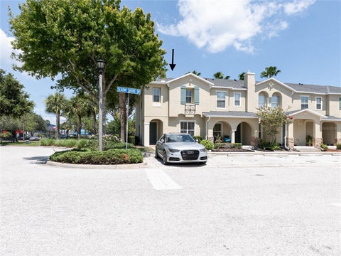 Featured picture for the property U8205299