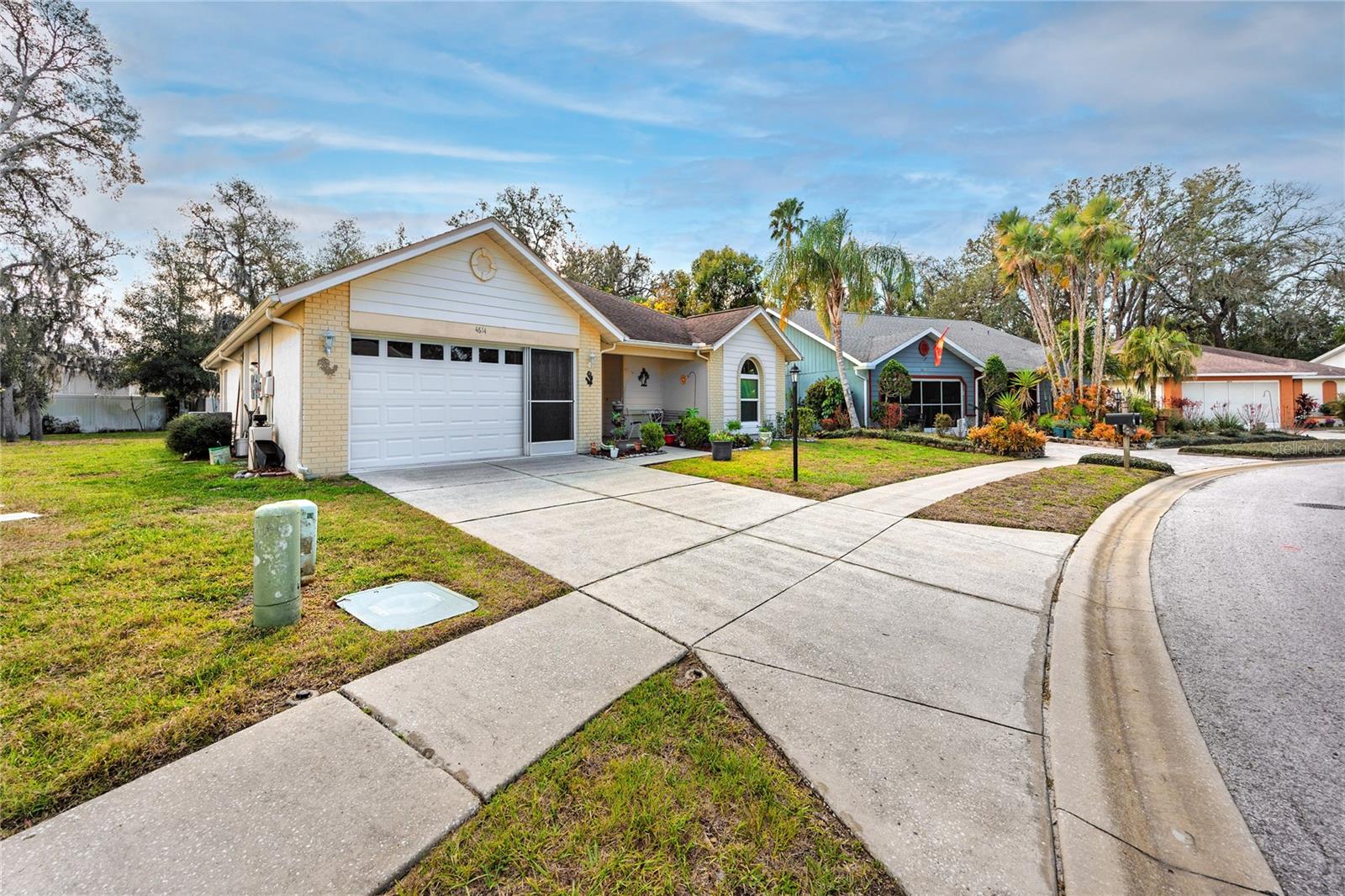 4614 SANDPOINTE DRIVE
