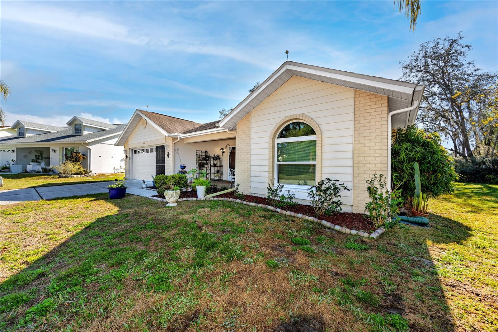 4614 SANDPOINTE DRIVE