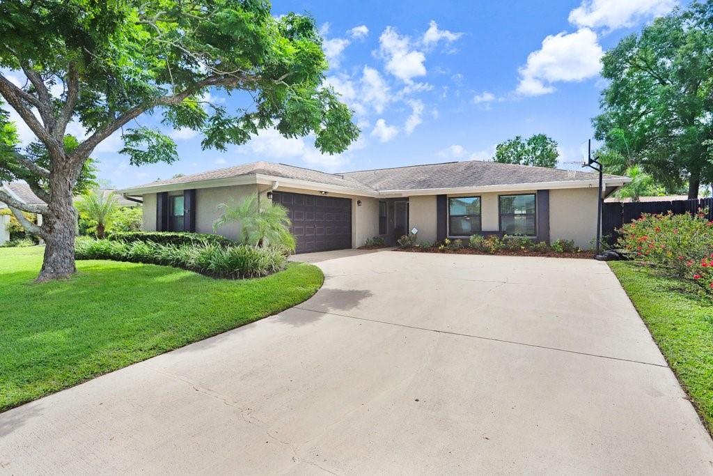 One or more photo(s) has been virtually staged. Welcome to this rare, locally-owned rental in the highly desirable Northdale community! This beautifully maintained 3-bedroom, 2-bath pool home combines style, comfort, and convenience. With pool maintenance, lawn care, ground maintenance, and trash removal all included in the monthly rent, you can truly enjoy the Florida lifestyle.
Inside, you’ll find a bright open floor plan with modern finishes, updated stainless steel appliances, a water softener, and stylish flooring throughout. The spacious living area flows seamlessly for everyday living or entertaining, while the screened-in patio and private pool create your very own backyard retreat.
Located in the heart of Northdale, you’ll have access to community favorites like the Northdale Golf and Tennis Club, YMCA, parks, trails, basketball courts, and a welcoming community center with year-round activities. Everyday conveniences are right around the corner with Walmart, Target, Publix, Winn-Dixie, Citrus Park Mall, and Tampa Premium Outlets just minutes away. Commuting is simple with quick access to the Veterans Expressway, downtown Tampa, and Tampa International Airport.
Additional Details:
Pet-friendly with a $250 pet fee (restrictions may apply)
Locally owned home with attentive care
Move-in ready and available now
Whether relaxing by your private pool or exploring everything Northdale has to offer, this home delivers the lifestyle you’ve been looking for.
Call or text listing agent for any questions!