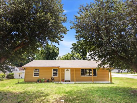 Photo of 1423 Louisiana Avenue, Saint Cloud, FL 34769 (MLS # S5149053)