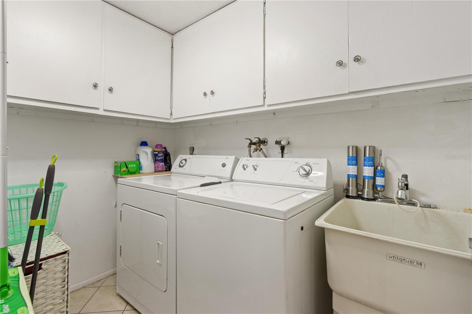 BEACON WOODS VILLAGE - Residential