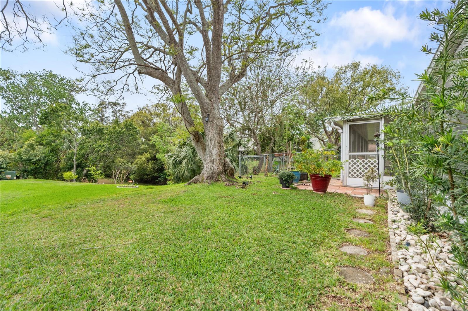 BEACON WOODS VILLAGE - Residential