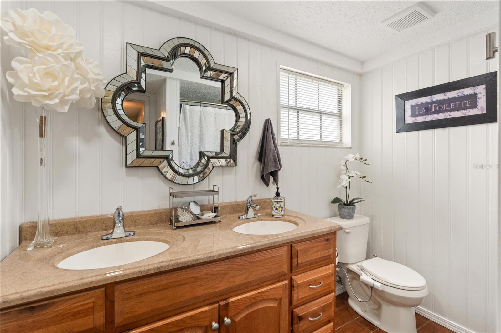 BEACON WOODS VILLAGE - Residential