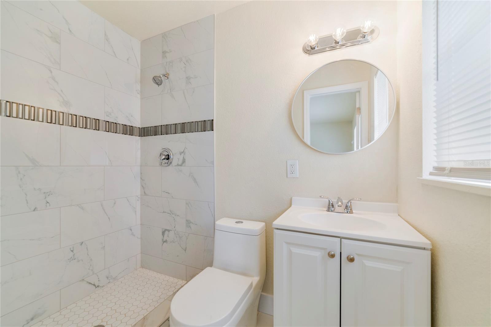 LAKE JEWELL HEIGHTS - Residential