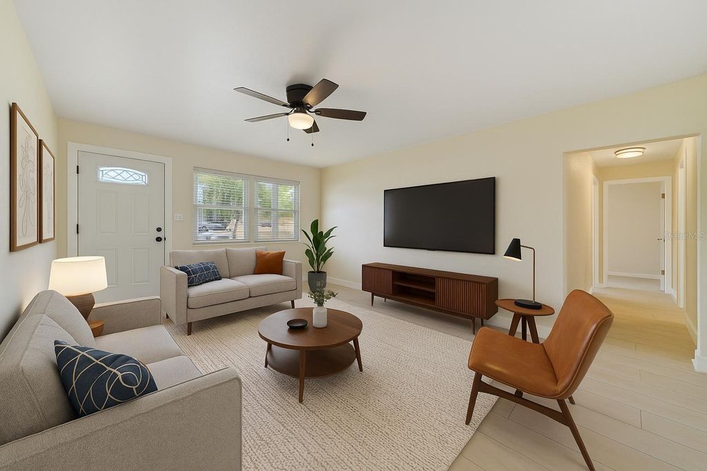 Photo of 30 W Hammon Drive, Apopka, FL 32703 (MLS # O6351553)