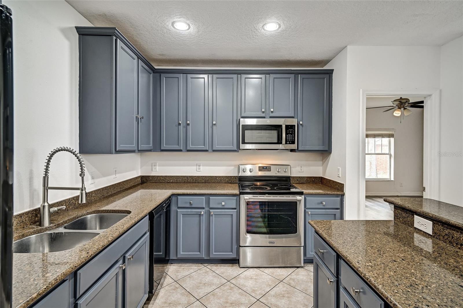 CYPRESS LAKES TWNHMS PH 2 UNIT 1 - Residential