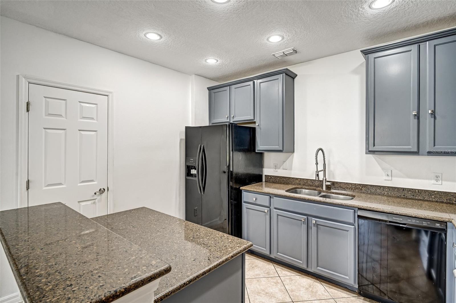 CYPRESS LAKES TWNHMS PH 2 UNIT 1 - Residential