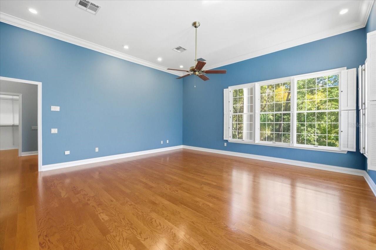 A REP OF TAMPA PALMS UNIT 1B - Residential