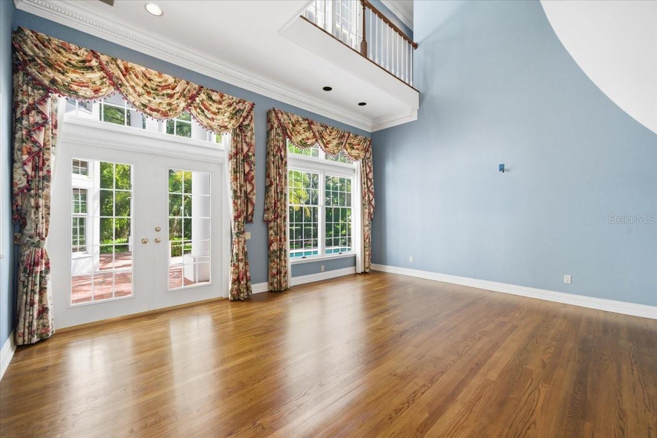 A REP OF TAMPA PALMS UNIT 1B - Residential