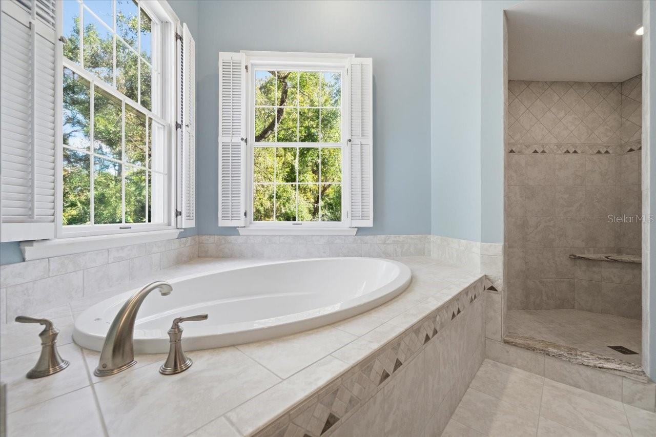 A REP OF TAMPA PALMS UNIT 1B - Residential