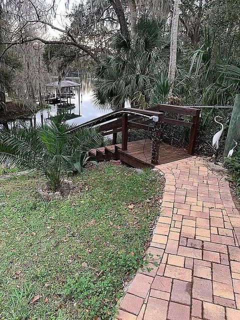 A home in DUNNELLON