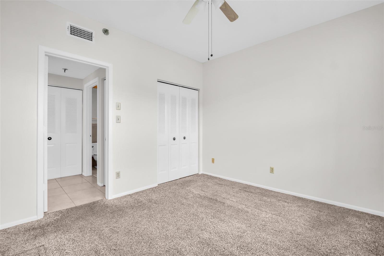 HARBOURSIDE CONDO - Residential