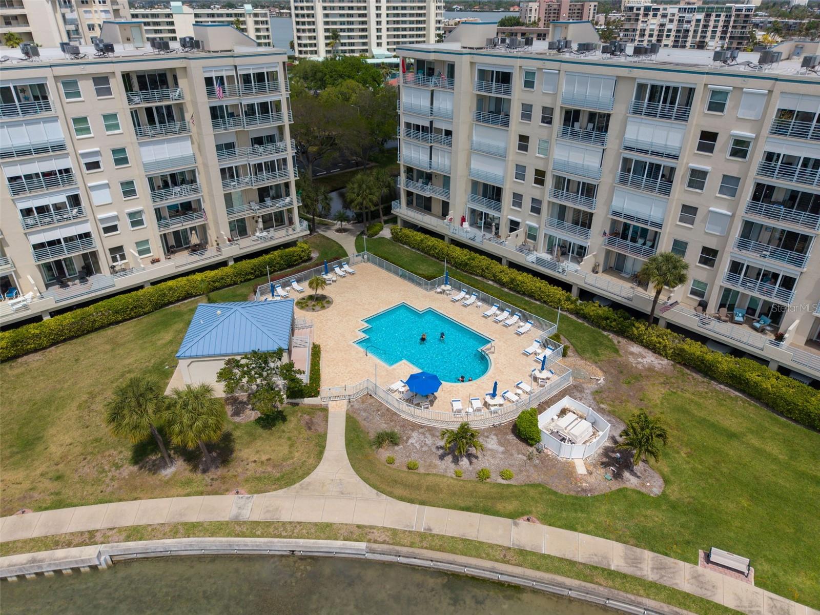HARBOURSIDE CONDO - Residential
