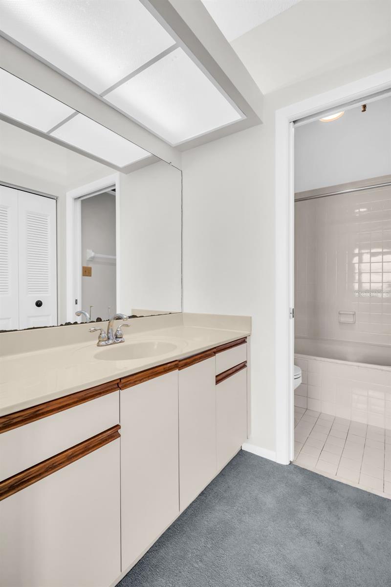 HARBOURSIDE CONDO - Residential
