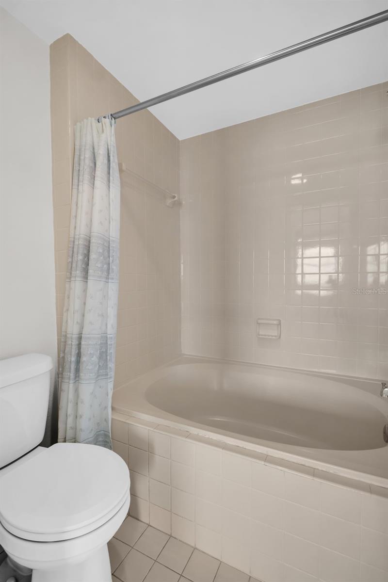 HARBOURSIDE CONDO - Residential