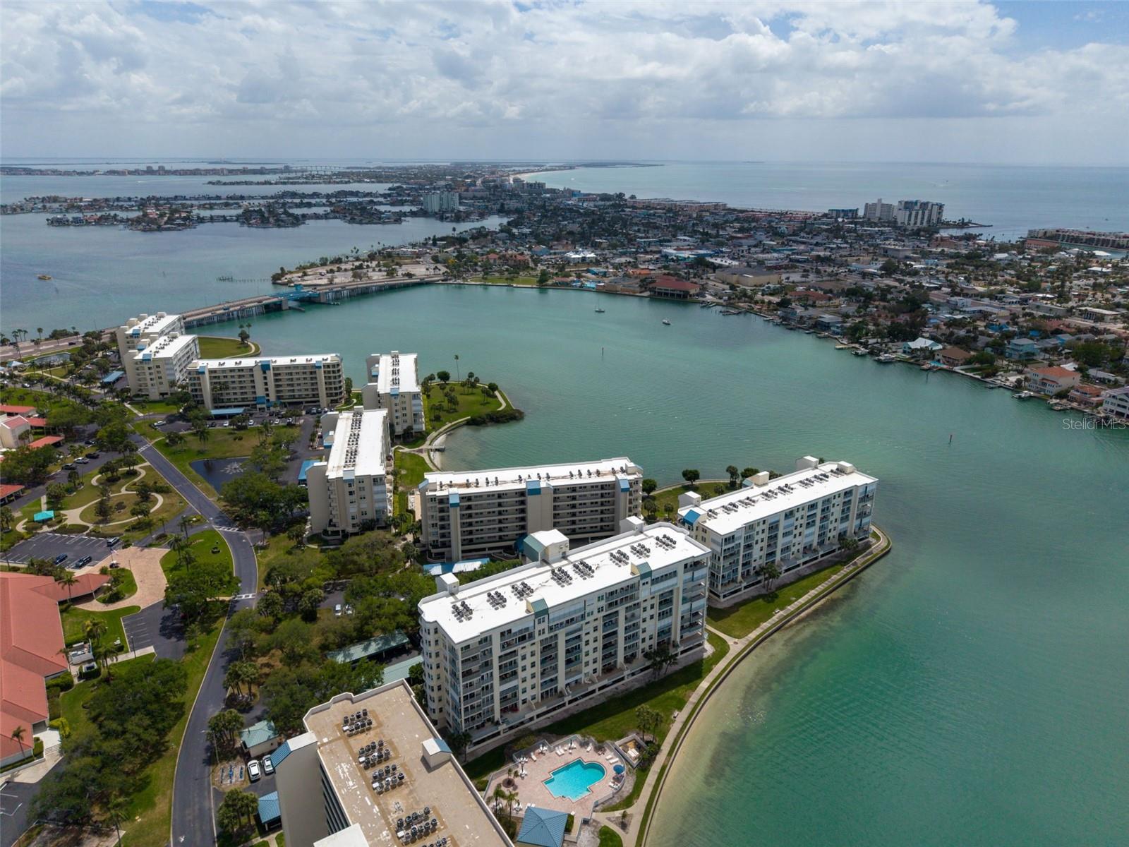 HARBOURSIDE CONDO - Residential