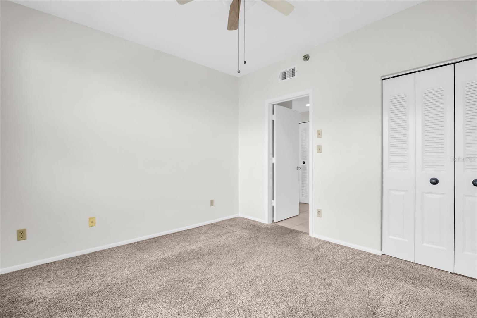 HARBOURSIDE CONDO - Residential