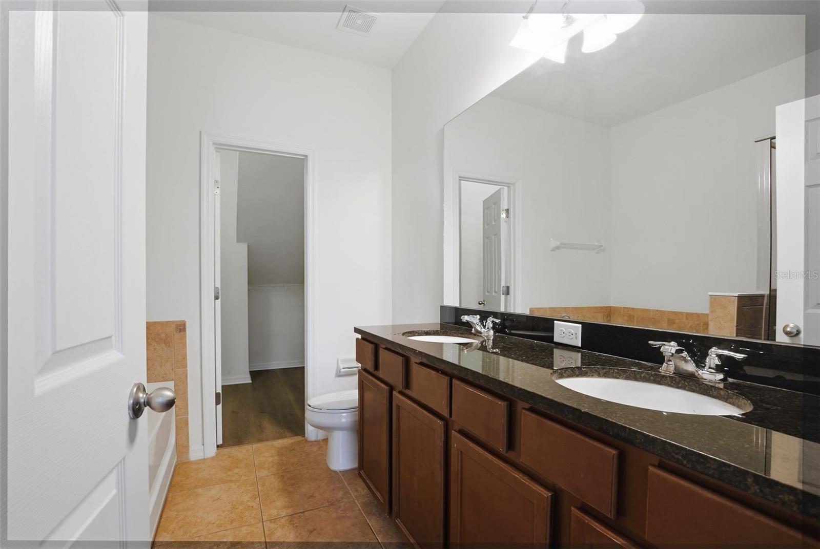 HAMPTON LAKES AT MAIN STREET - Residential