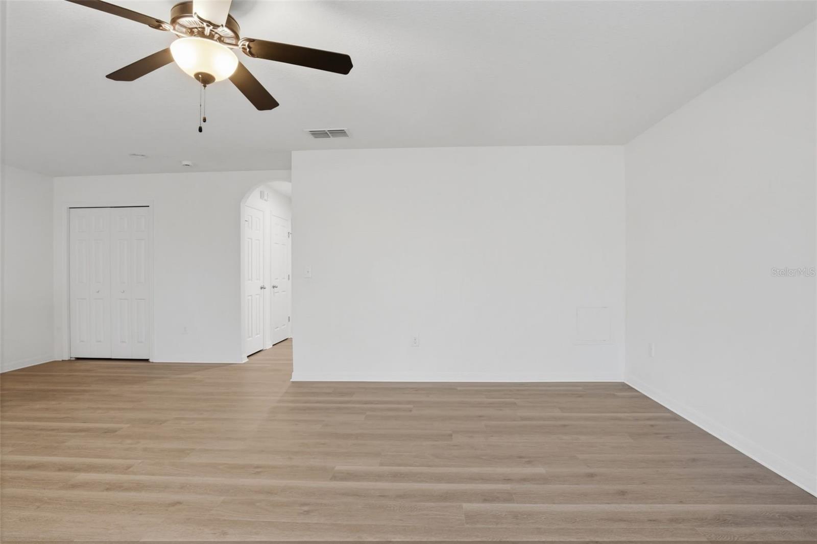 HAMPTON LAKES AT MAIN STREET - Residential