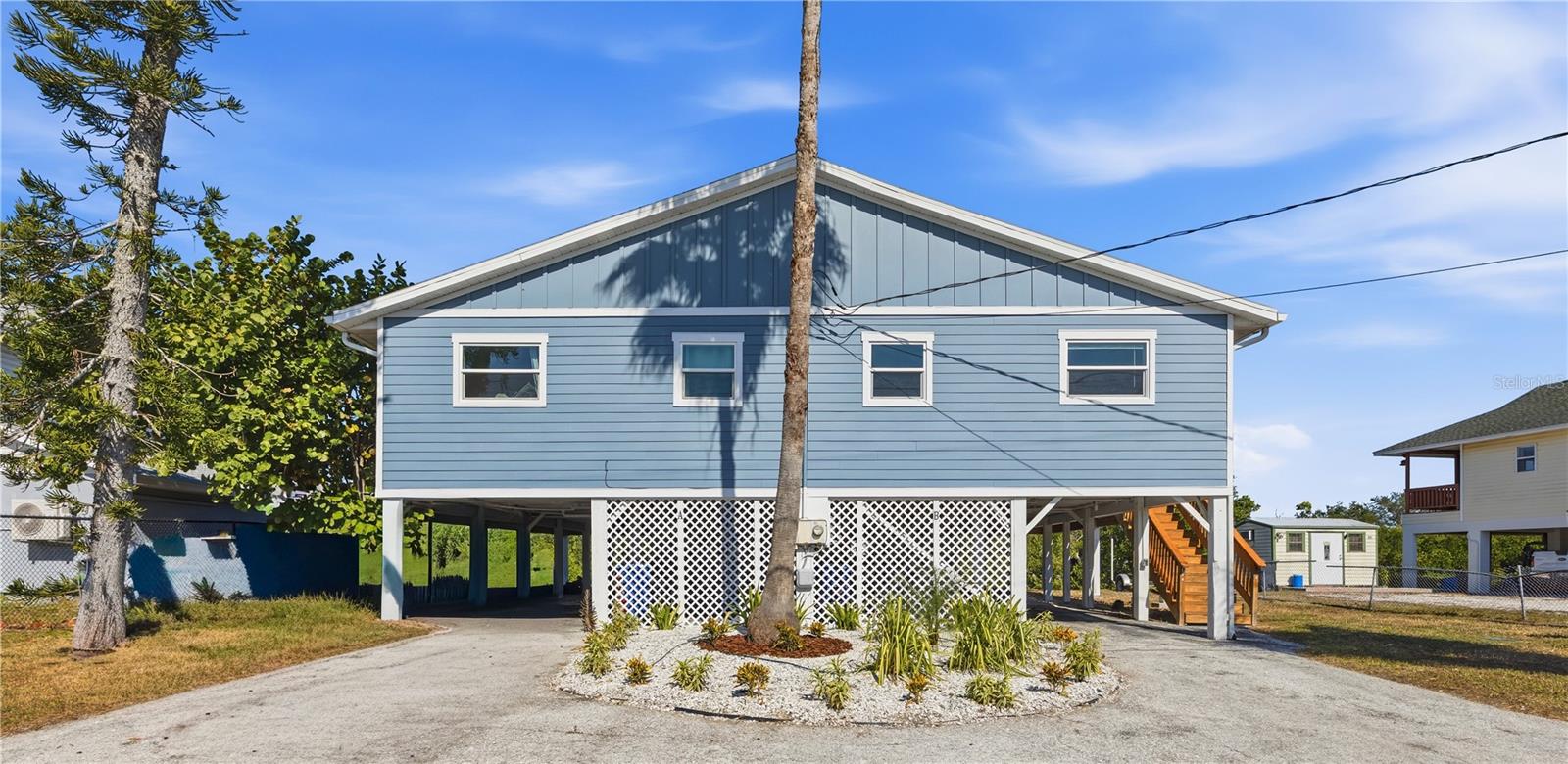 3303 W SHELL POINT ROAD