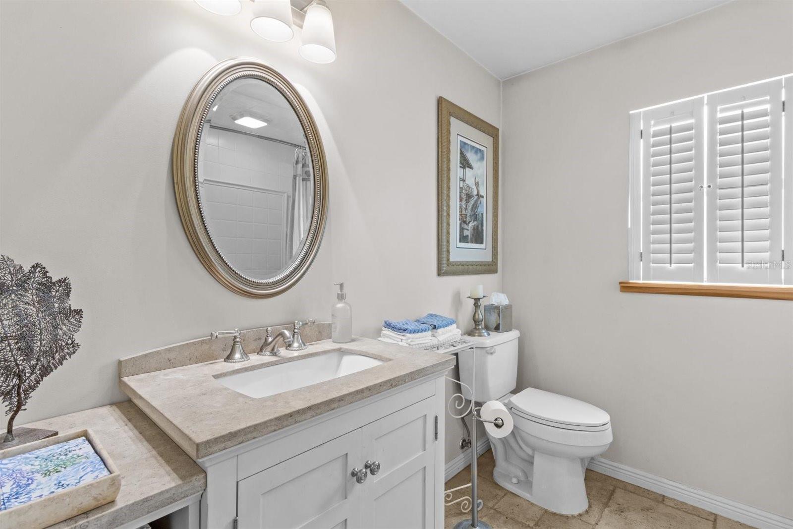 FOREST LAKE 6826 - Residential