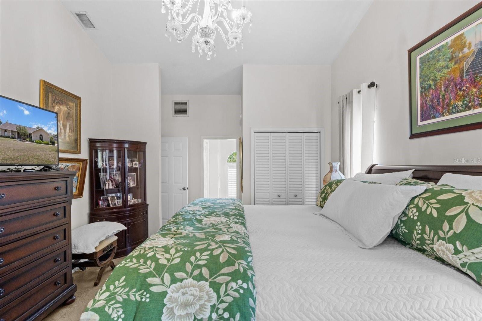 FOREST LAKE 6826 - Residential