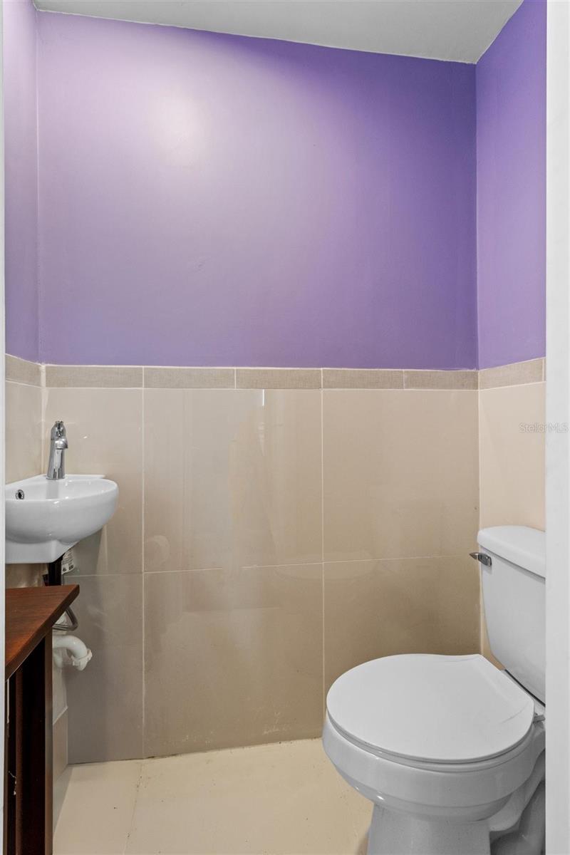 FOREST LAKE 6826 - Residential