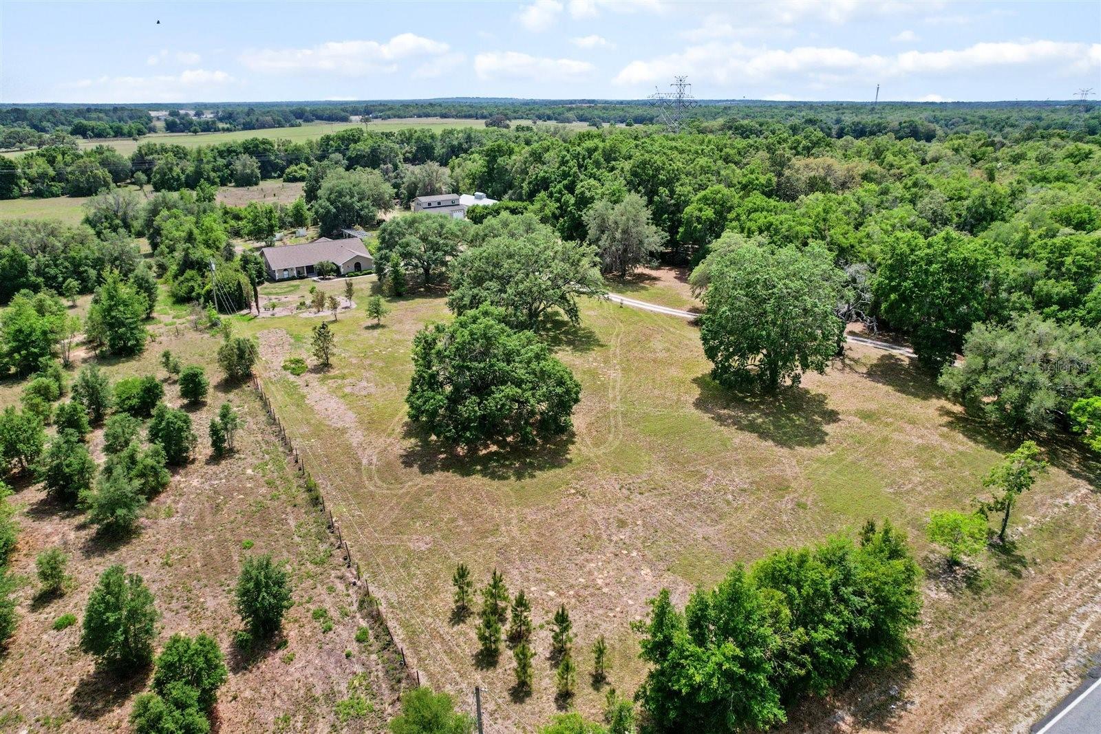 FOREST LAKE 6826 - Residential