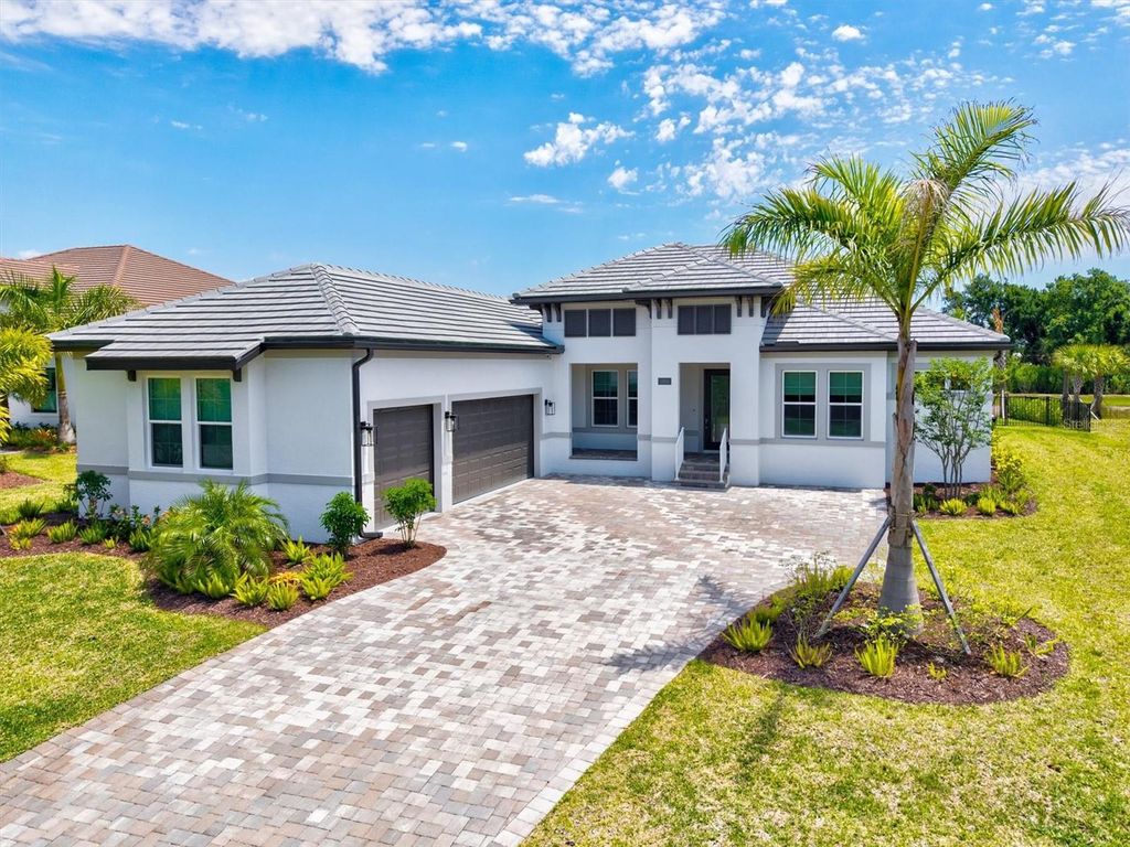 Photo of 1154 Kings Way Drive, Nokomis, FL 34275 (MLS # A4692023)
