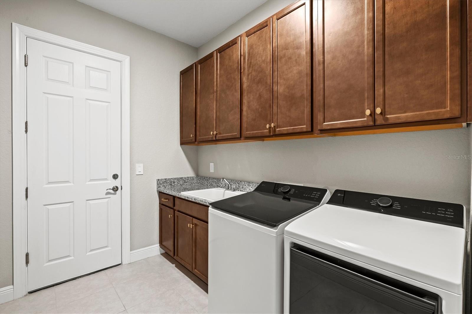 CASSATA LAKES PH I - Residential