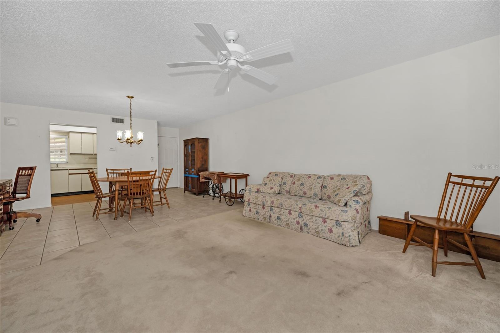 COUNTRY LAKES I CONDO - Residential