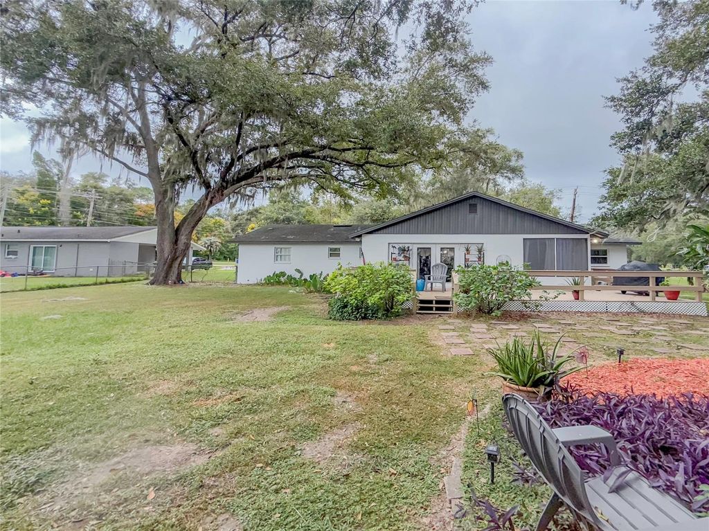 Photo of 1740 Cherry Lane, Lakeland, FL 33811 (MLS # L4956437)