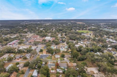 A home in MOUNT DORA