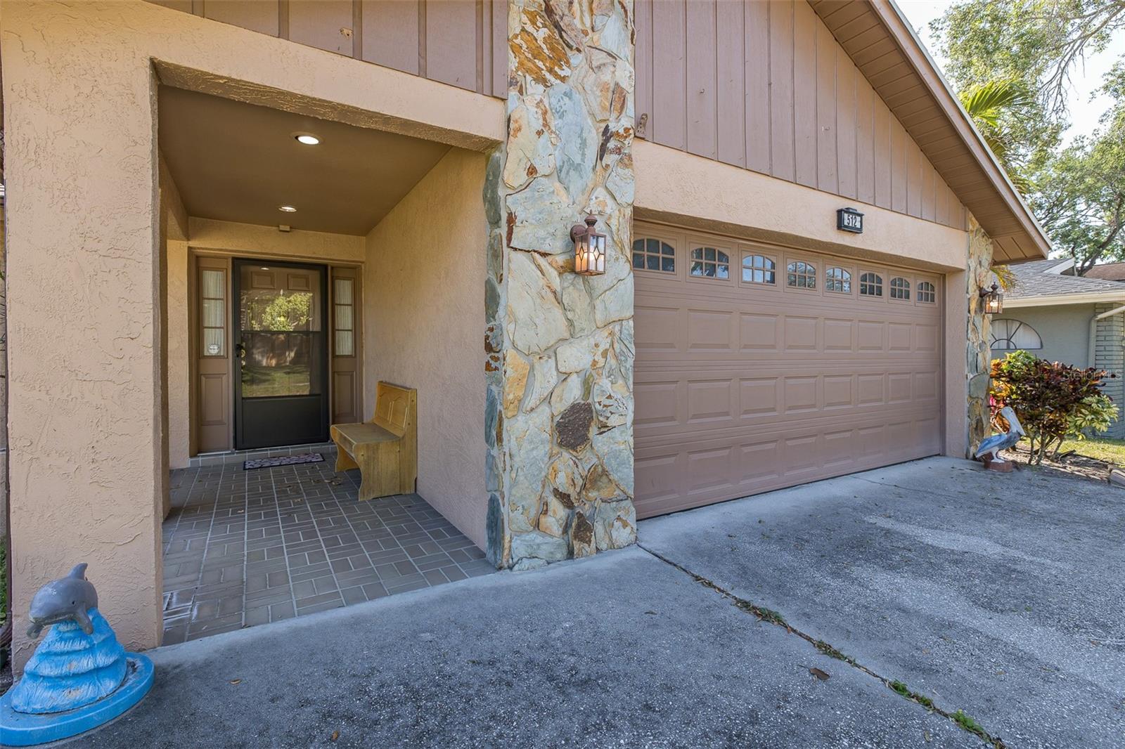 512 WINDING WILLOW DRIVE