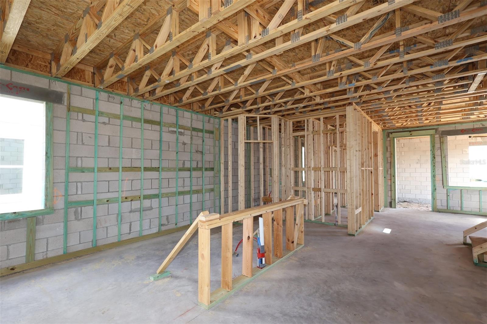 CENTER LAKE ON THE PARK - Residential