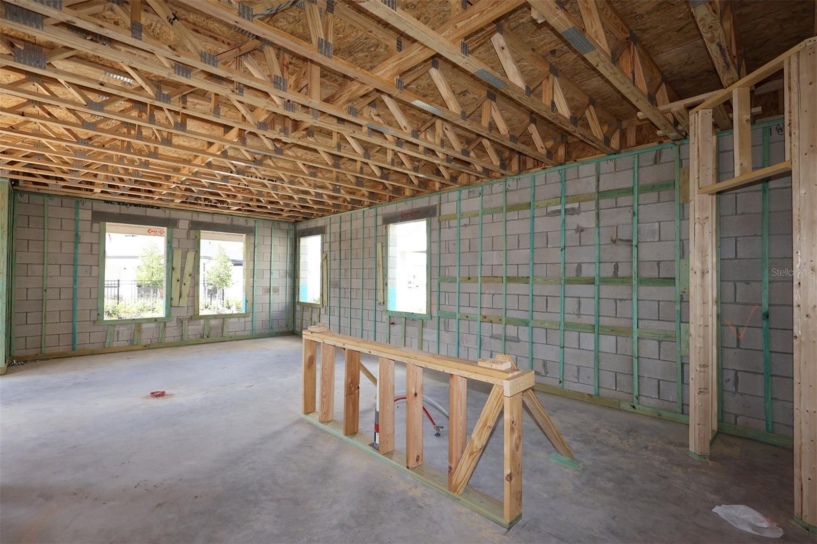 CENTER LAKE ON THE PARK - Residential