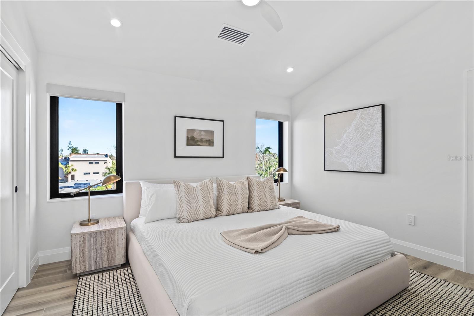 POINT O ROCKS TERRACE ADD - Residential